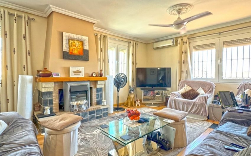 Reventa - Villa -
Torrevieja - Los Balcones