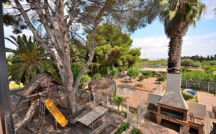 Reventa - Villa -
Torrevieja - Los Balcones