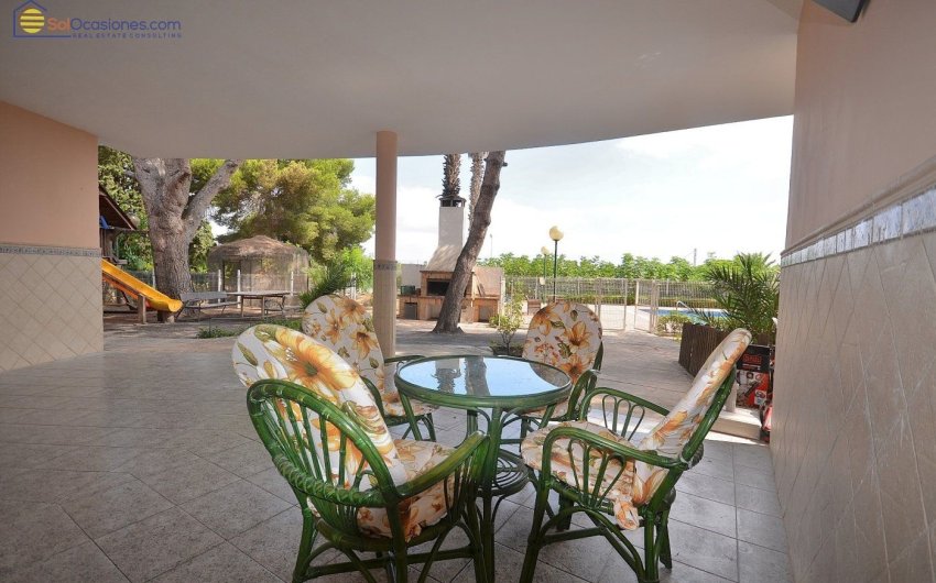 Reventa - Villa -
Torrevieja - Los Balcones