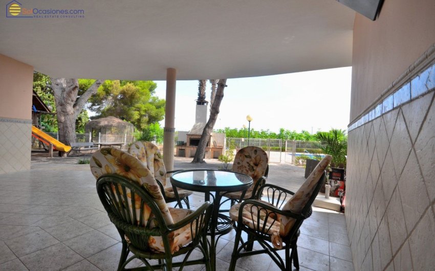Reventa - Villa -
Torrevieja - Los Balcones