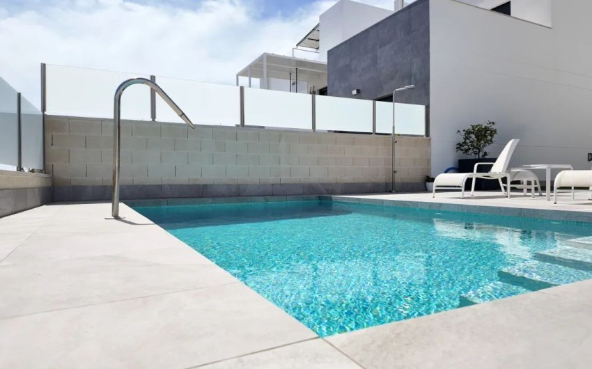 Reventa - Villa -
Torrevieja - Los Balcones