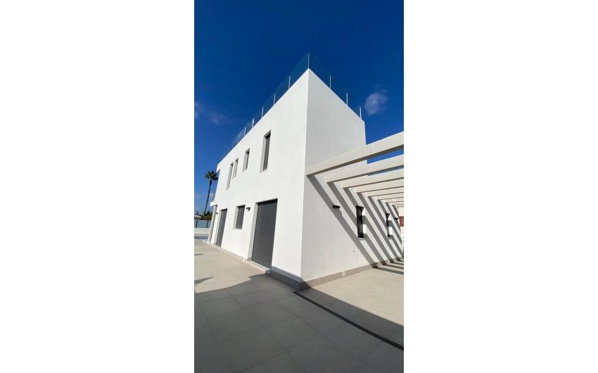 Reventa - Villa -
Torrevieja - Los Balcones