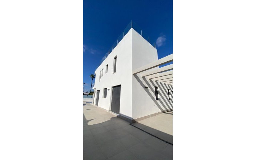 Reventa - Villa -
Torrevieja - Los Balcones