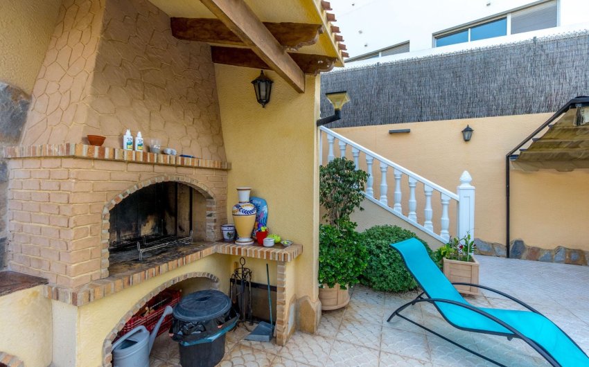 Reventa - Villa -
Torrevieja - Los Balcones