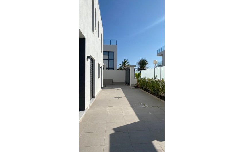Reventa - Villa -
Torrevieja - Los Balcones