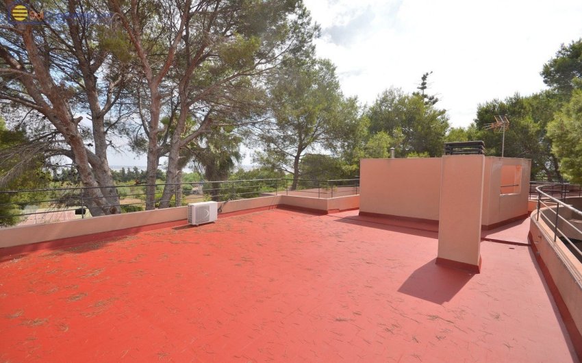 Reventa - Villa -
Torrevieja - Los Balcones