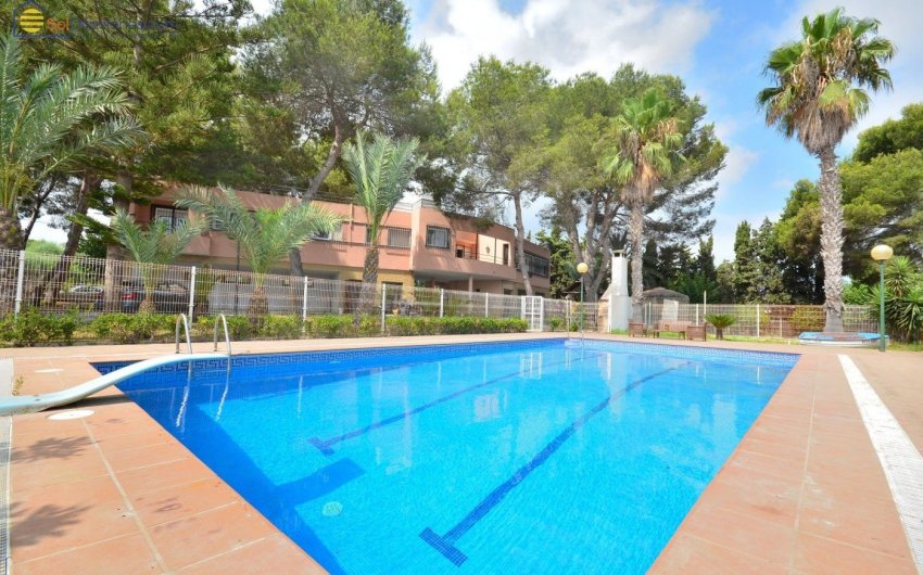 Reventa - Villa -
Torrevieja - Los Balcones