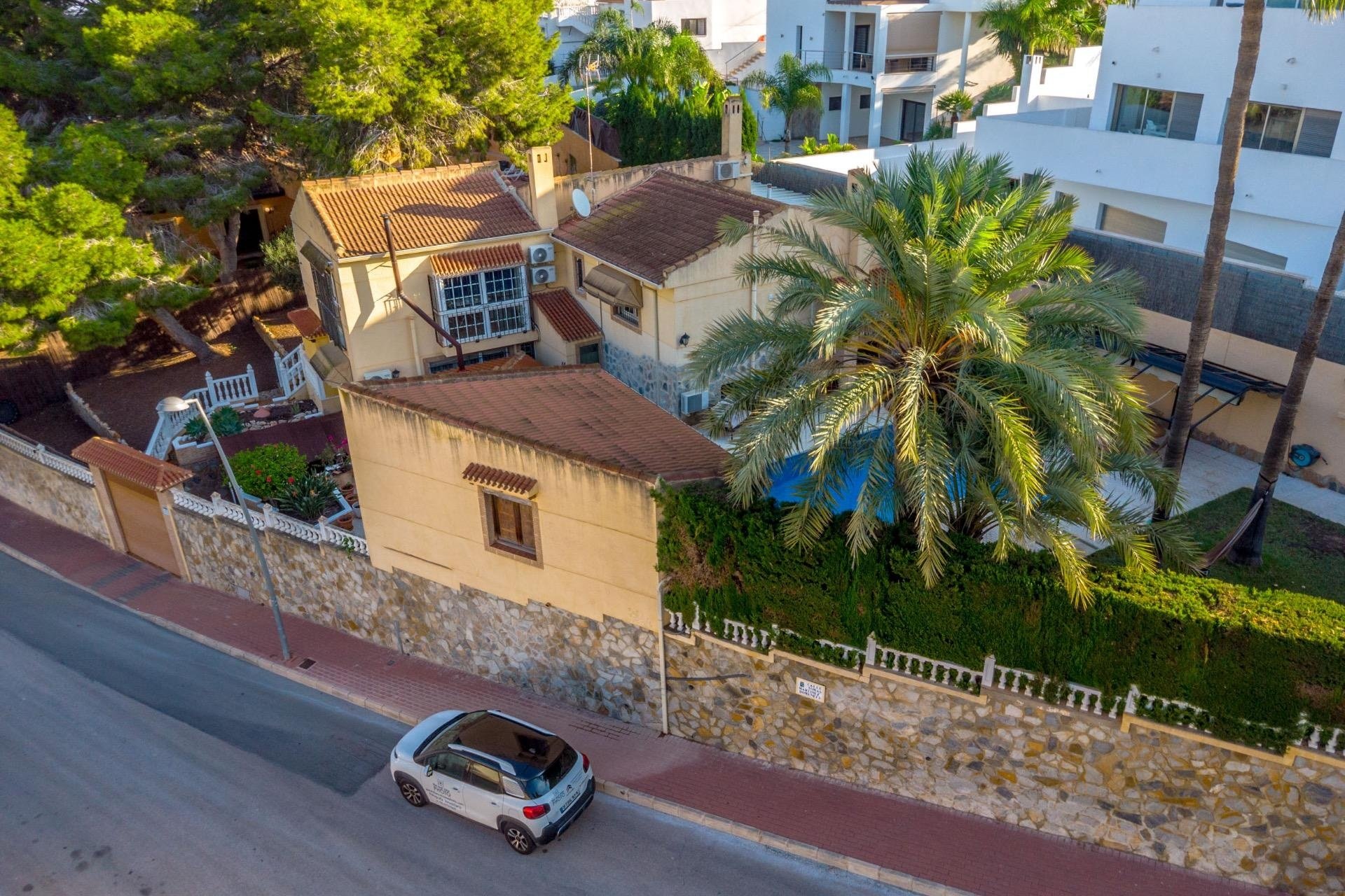 Reventa - Villa -
Torrevieja - Los Balcones