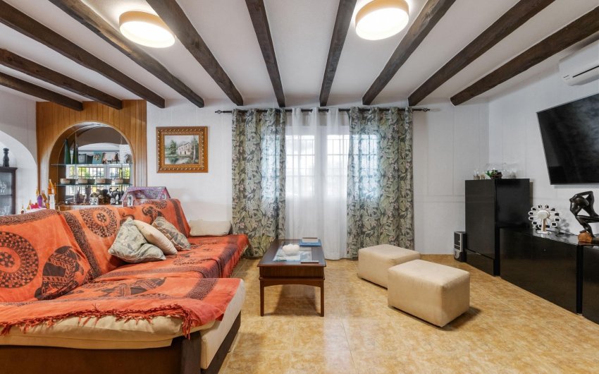 Reventa - Villa -
Torrevieja - Los Balcones