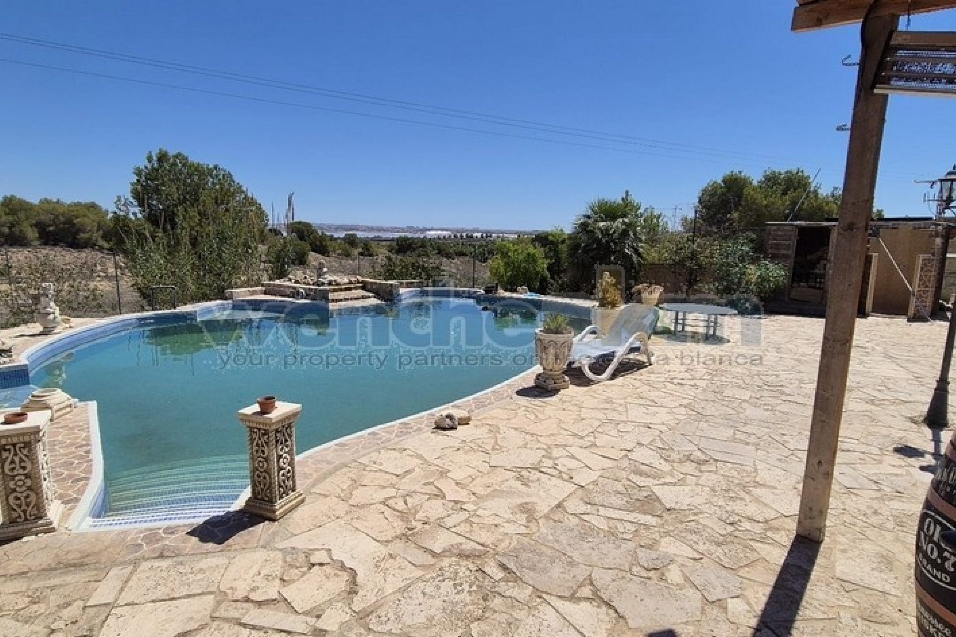 Reventa - Villa -
Torrevieja - Los Balcones