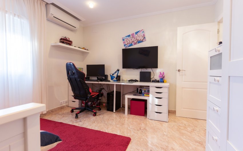 Reventa - Villa -
Torrevieja - Los Balcones