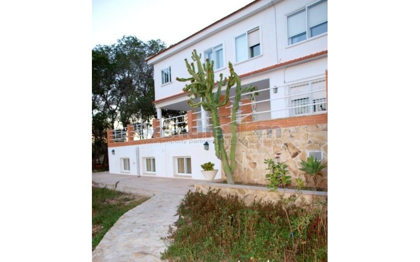 Reventa - Villa -
Torrevieja - Los Balcones