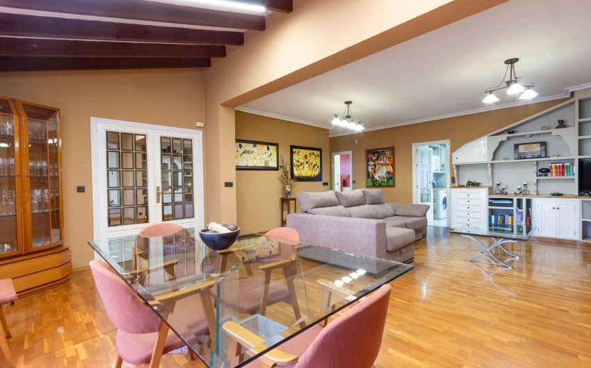 Reventa - Villa -
Torrevieja - Los Balcones