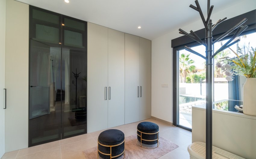 Reventa - Villa -
Torrevieja - Los Balcones