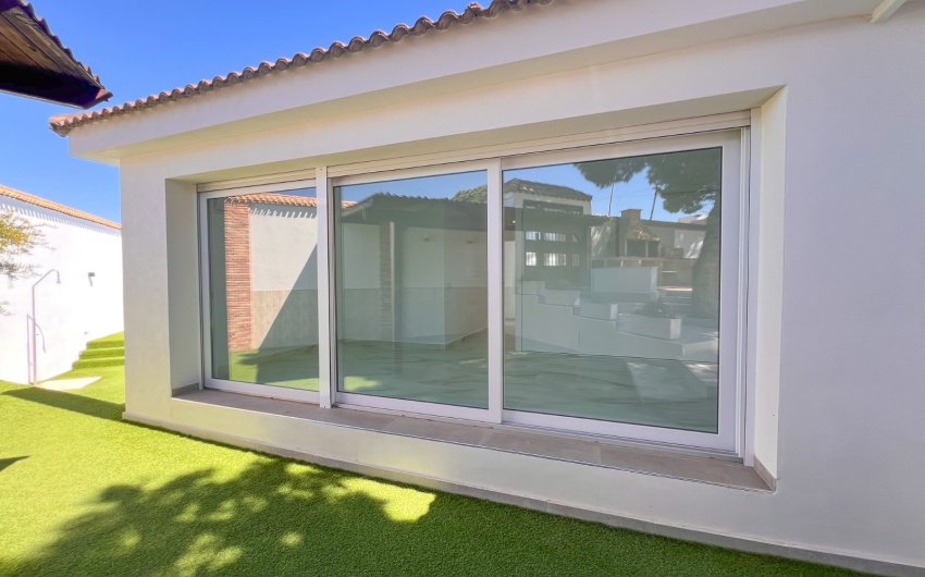 Reventa - Villa -
Torrevieja - Los Balcones