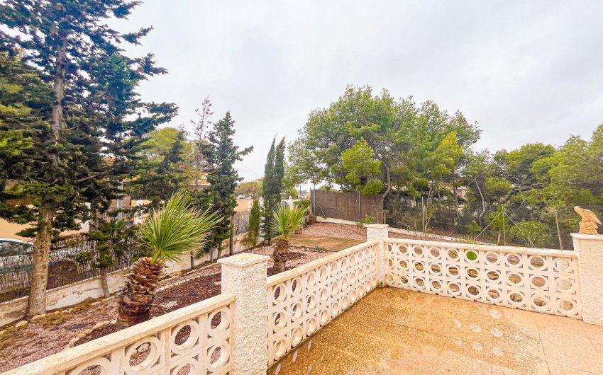 Reventa - Villa -
Torrevieja - Los Balcones