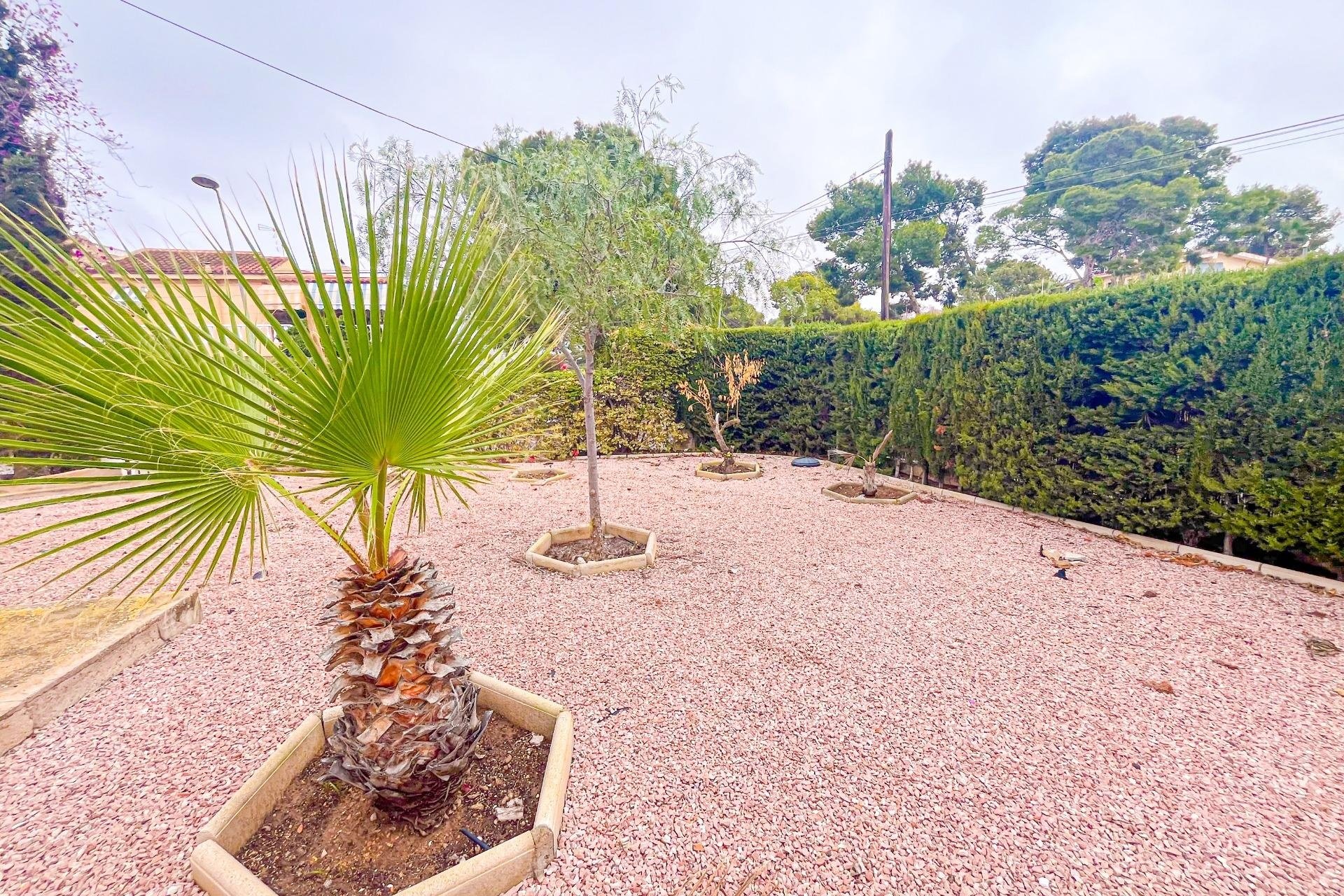 Reventa - Villa -
Torrevieja - Los Balcones
