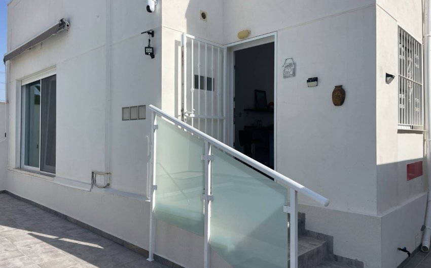 Reventa - Villa -
Torrevieja - San Luis