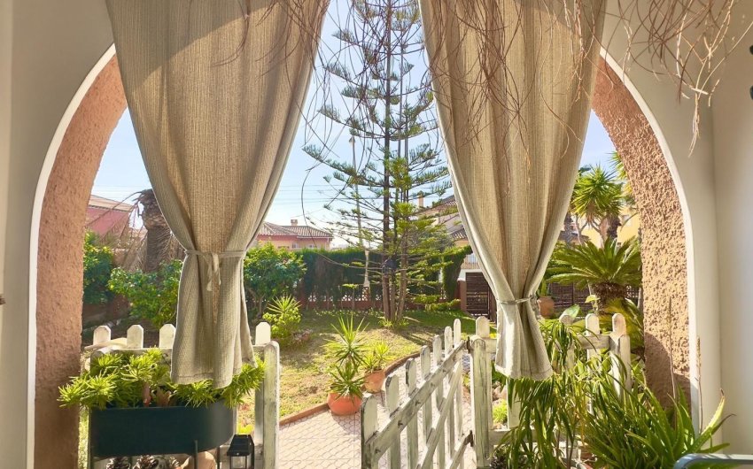 Reventa - Villa -
Torrevieja - Torreblanca