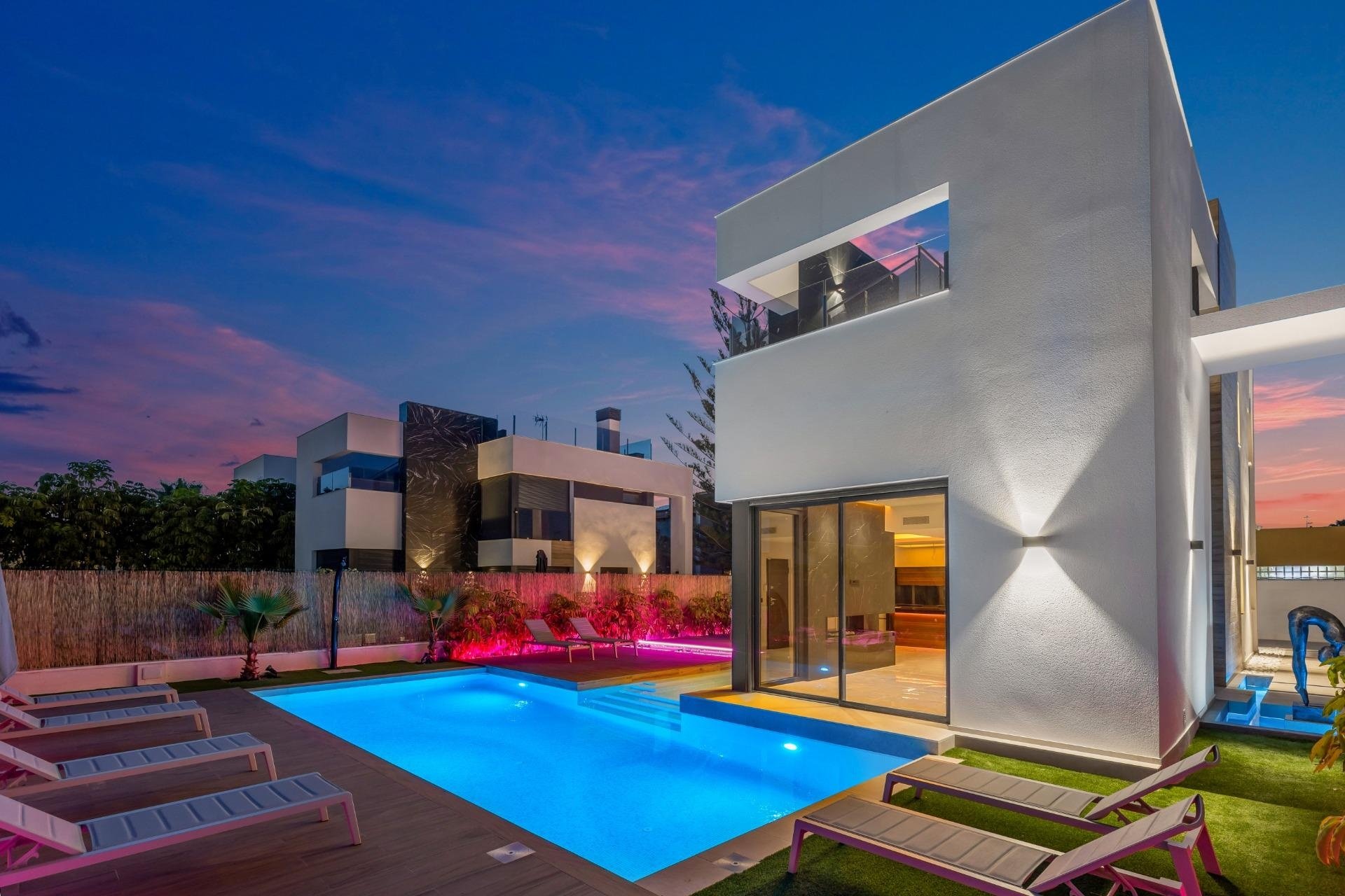 Reventa - Villa -
Torrevieja - Torreta Florida