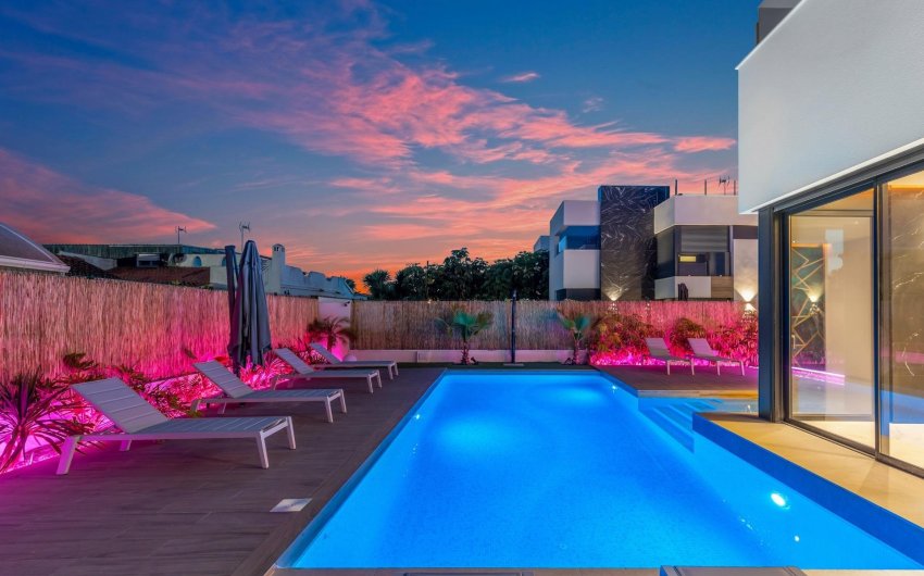 Reventa - Villa -
Torrevieja - Torreta Florida