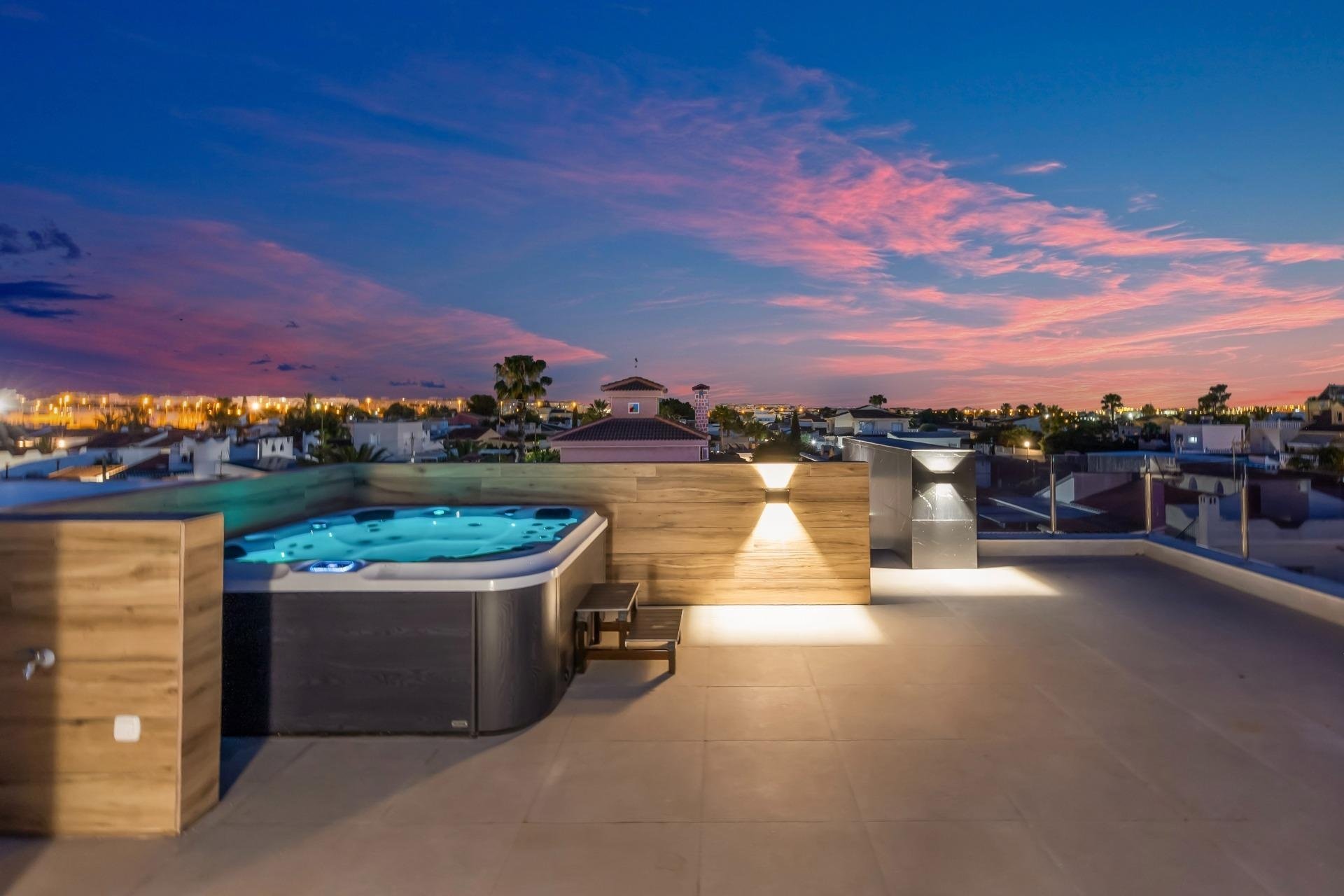 Reventa - Villa -
Torrevieja - Torreta Florida