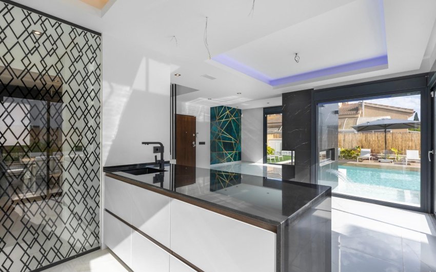 Reventa - Villa -
Torrevieja - Torreta Florida