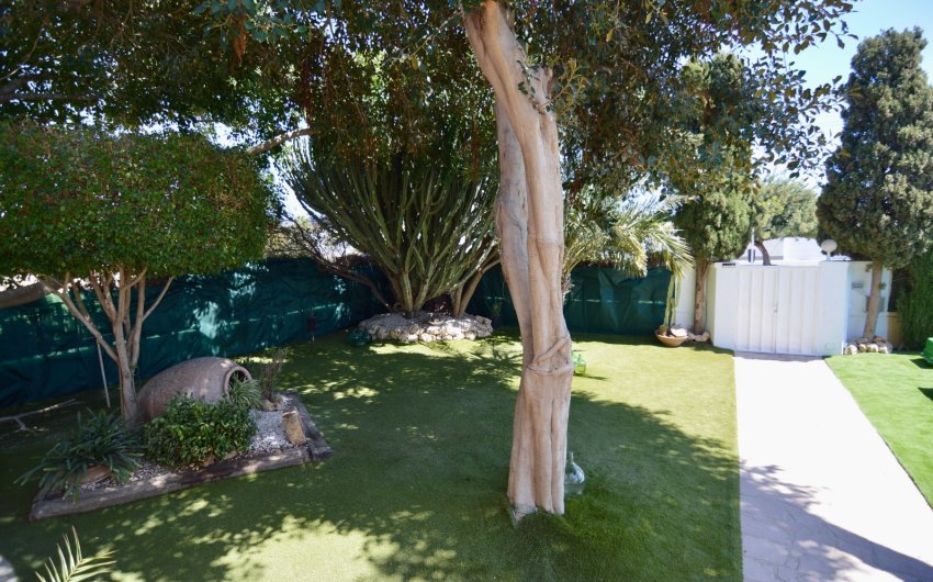 Reventa - Villa -
Torrevieja - Torreta