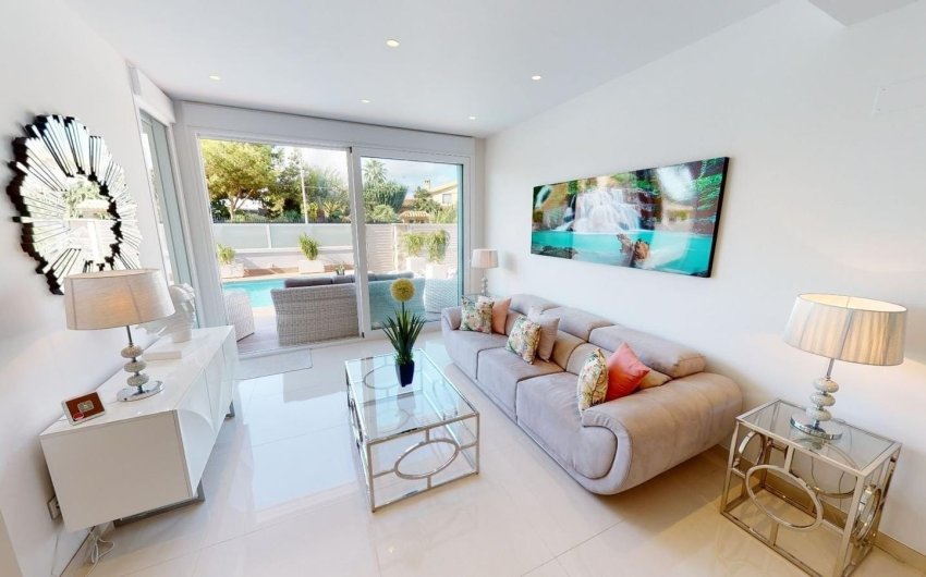 Reventa - Villa -
Torrevieja