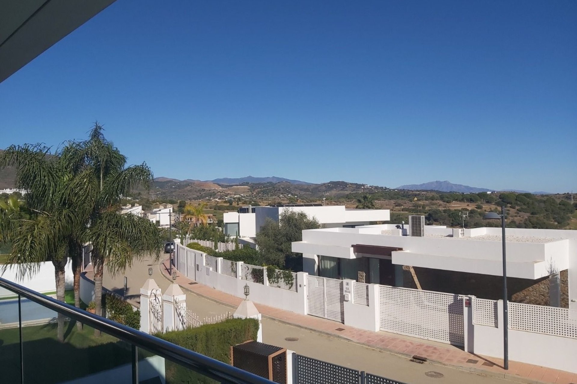 Reventa - Villa -
Valle Romano Golf - Inland