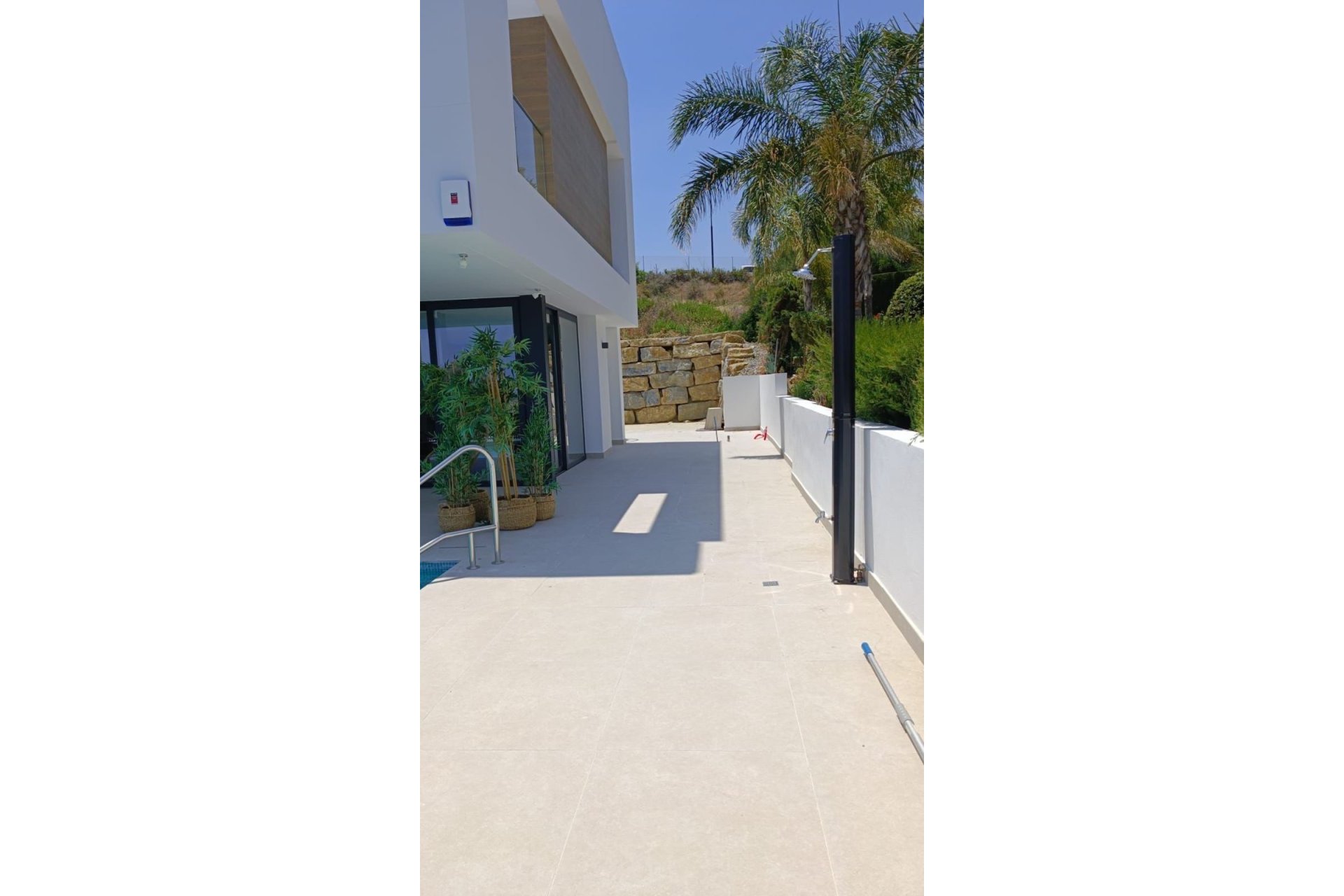 Reventa - Villa -
Valle Romano Golf - Inland