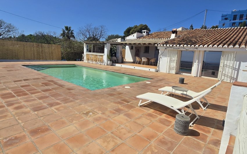 Reventa - Villa -
Vélez-Málaga - Costa del Sol