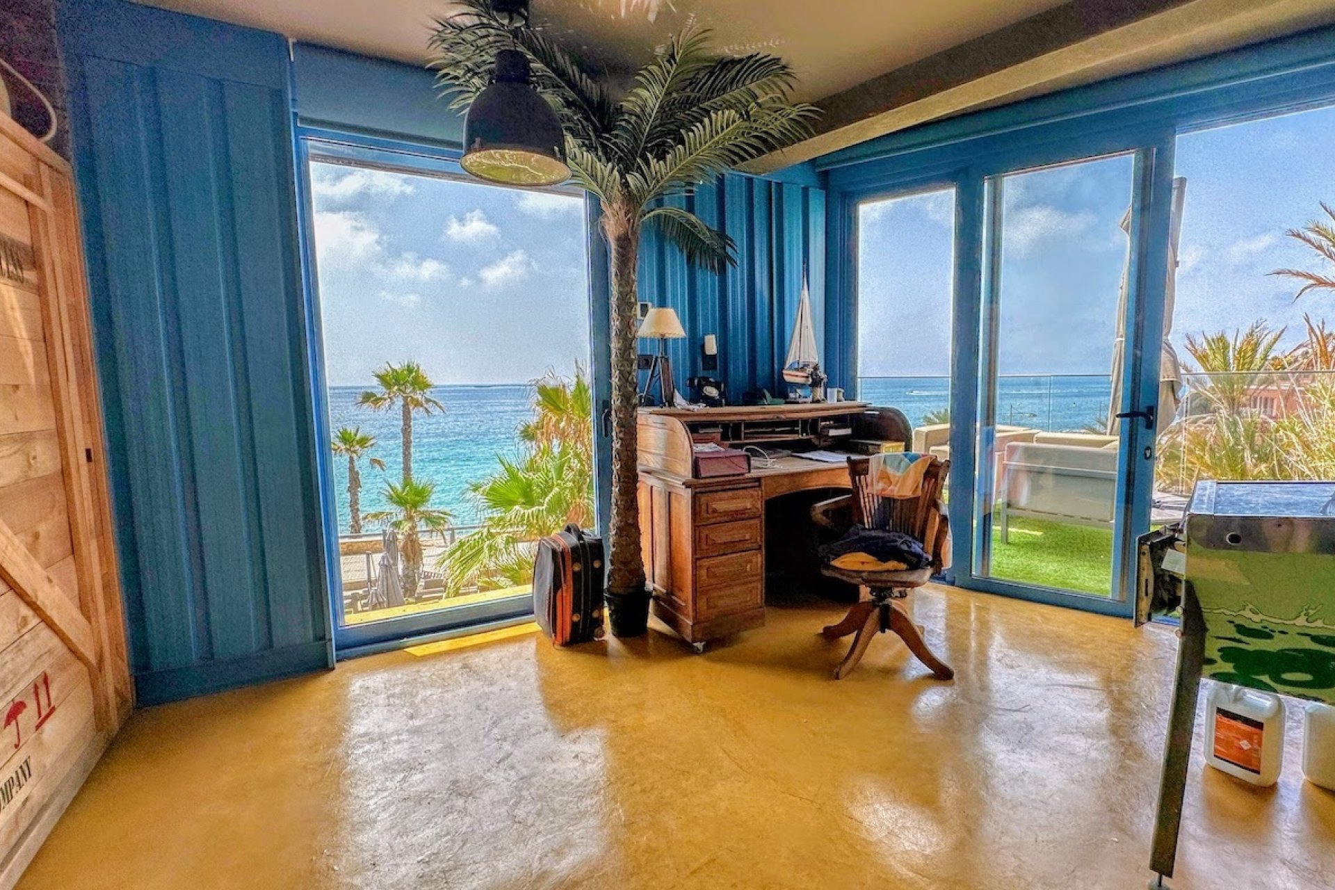 Reventa - Villa -
Villajoyosa