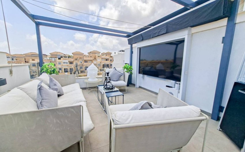 Reventa - Villa -
Villamartin - Costa Blanca