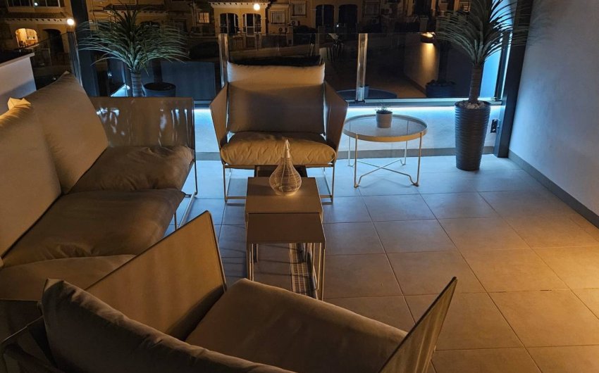 Reventa - Villa -
Villamartin - Costa Blanca