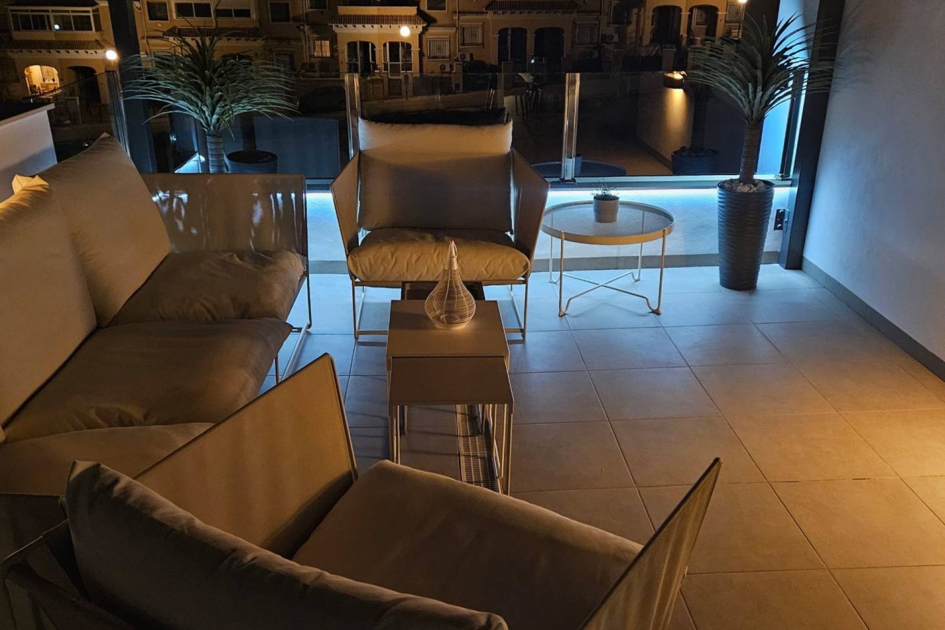 Reventa - Villa -
Villamartin - Costa Blanca