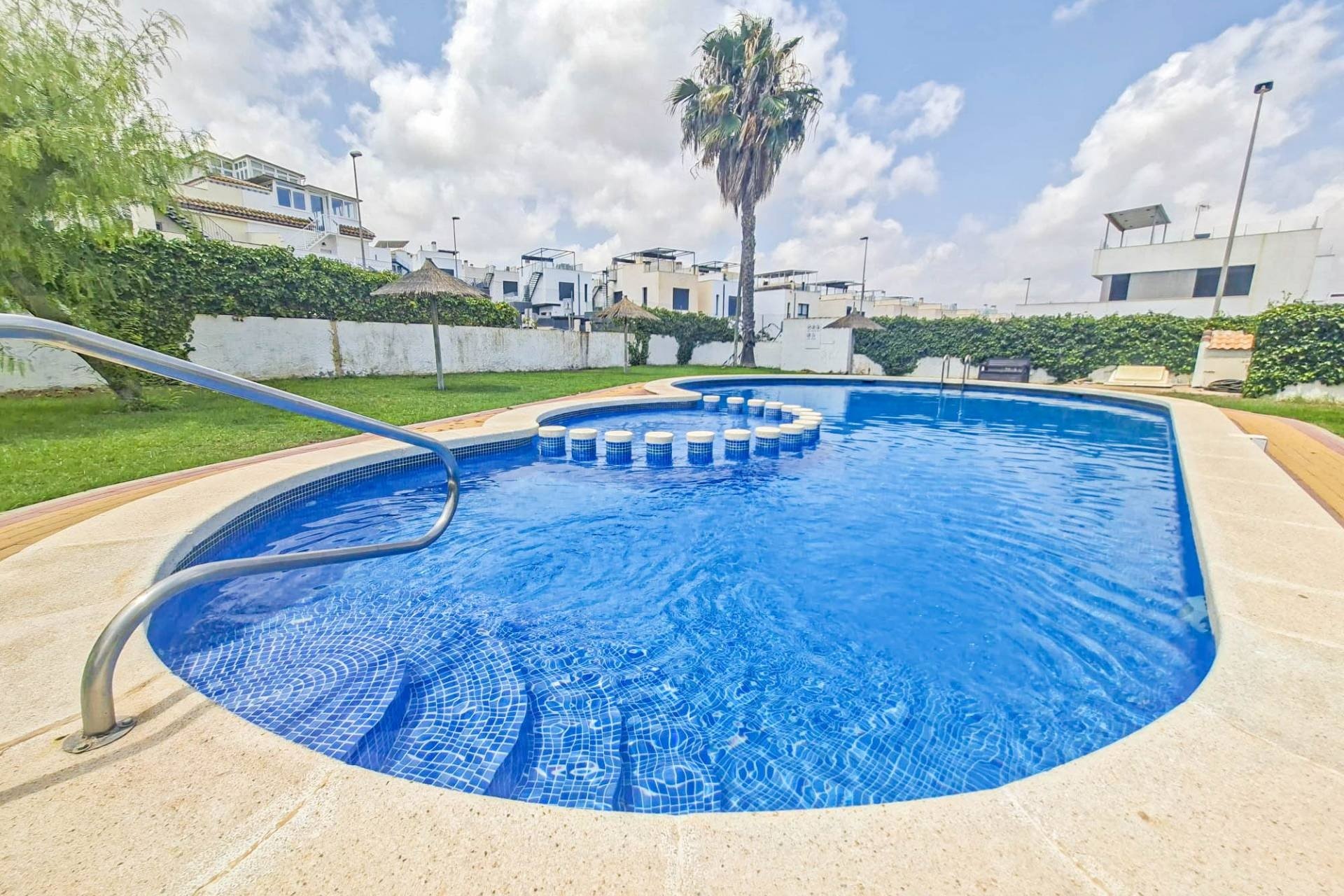Reventa - Villa -
Villamartin - Costa Blanca