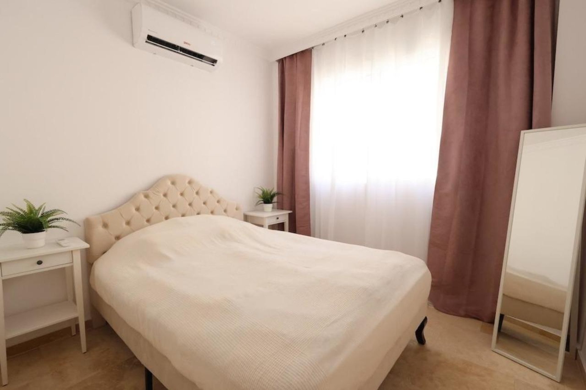 Reventa - Villa -
Villamartin - Costa Blanca