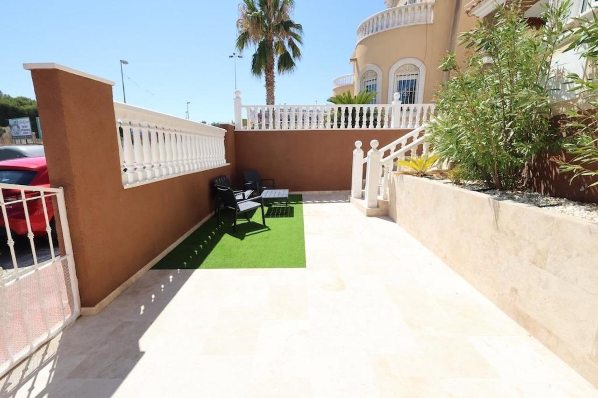 Reventa - Villa -
Villamartin - Costa Blanca