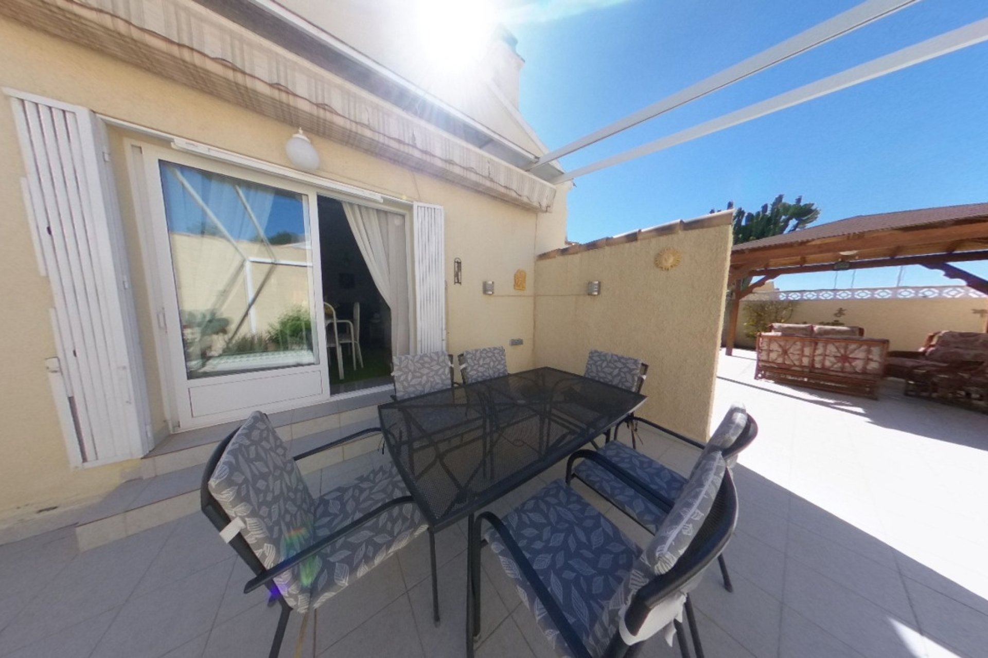 Reventa - Villa -
Villamartin - Costa Blanca