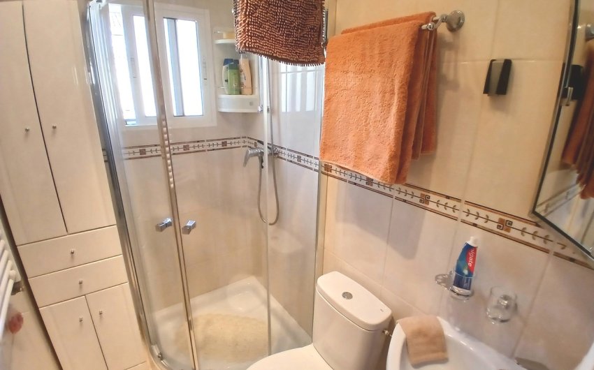 Reventa - Villa -
Villamartin - Costa Blanca