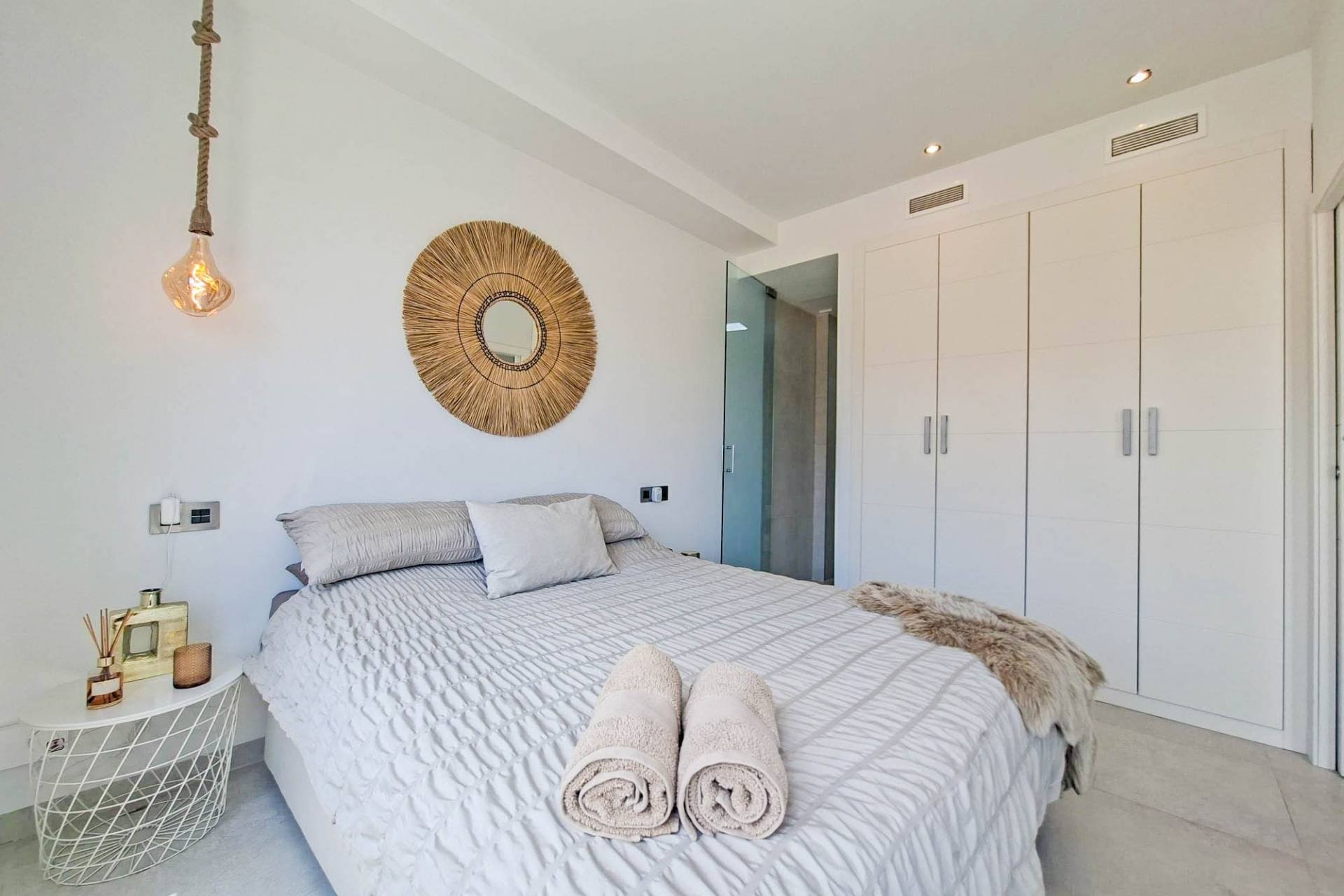 Reventa - Villa -
Villamartin - Costa Blanca