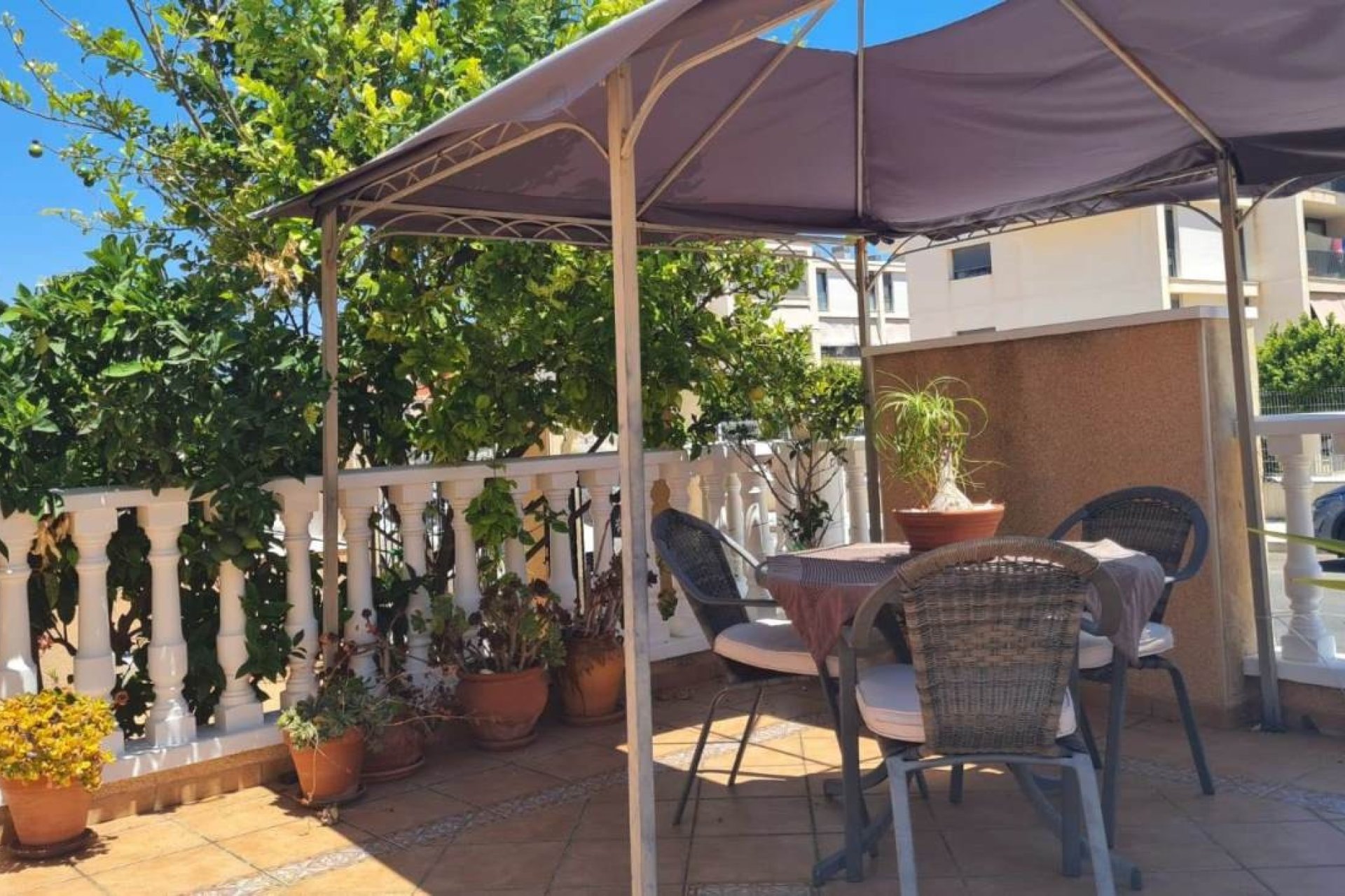 Reventa - Villa -
Villamartin - Costa Blanca