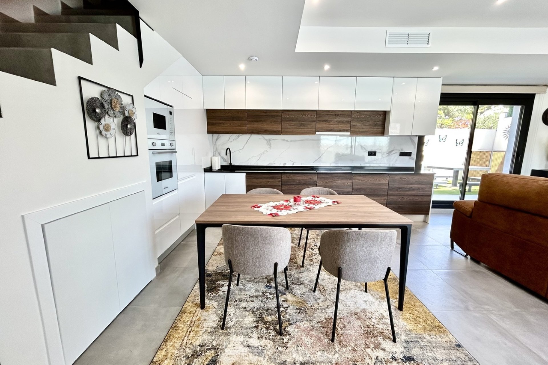 Reventa - Villa -
Villamartin - Costa Blanca