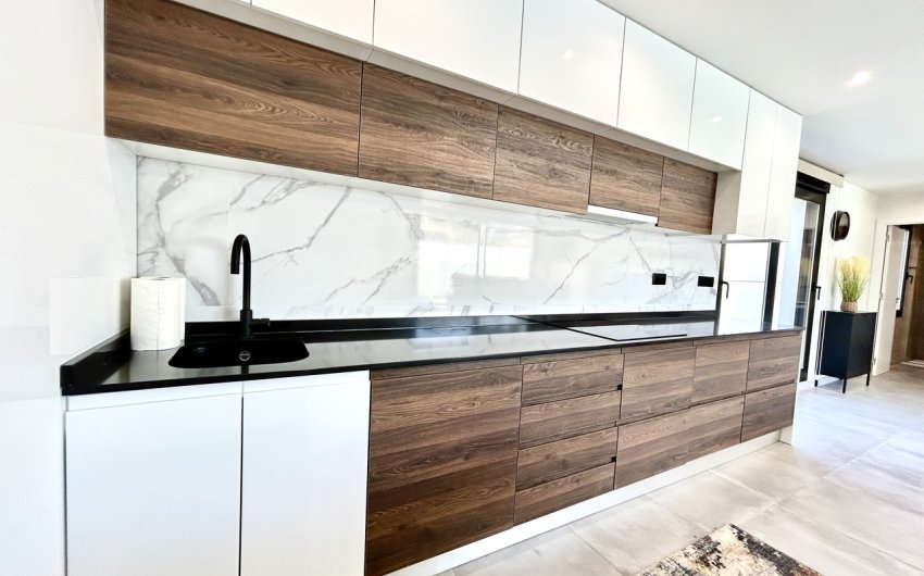 Reventa - Villa -
Villamartin - Costa Blanca