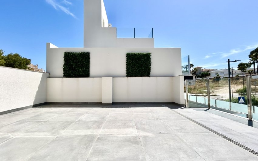 Reventa - Villa -
Villamartin - Costa Blanca