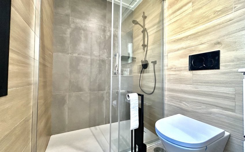 Reventa - Villa -
Villamartin - Costa Blanca