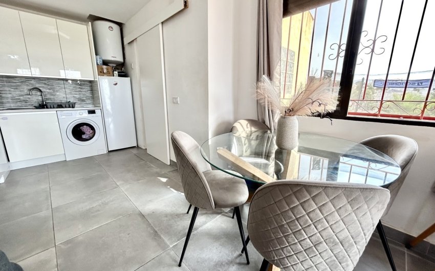Reventa - Villa -
Villamartin - Costa Blanca