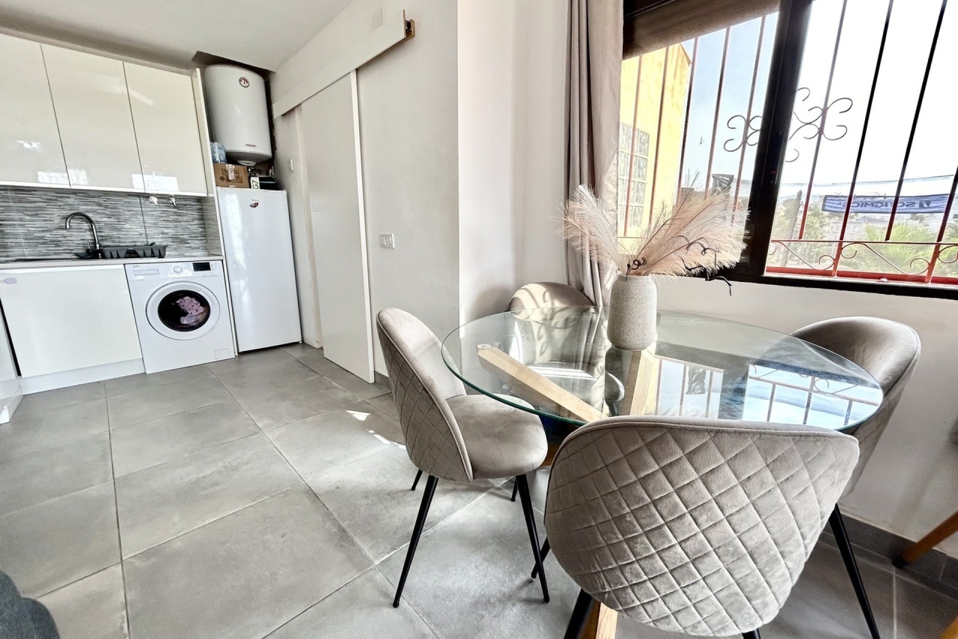Reventa - Villa -
Villamartin - Costa Blanca