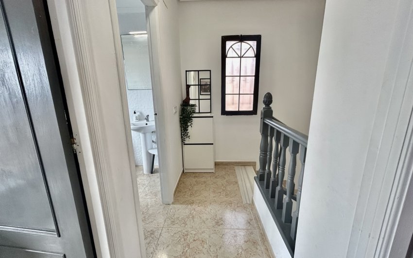 Reventa - Villa -
Villamartin - Costa Blanca